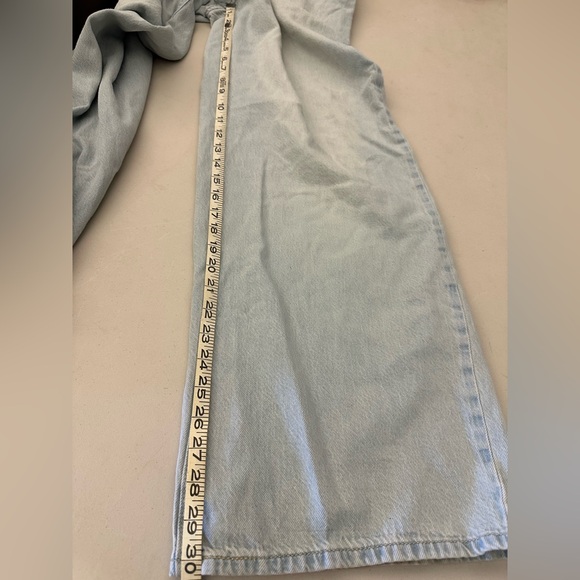 Levi's Women's baggy Jeans with tabs at waist - Picture 11 of 15
